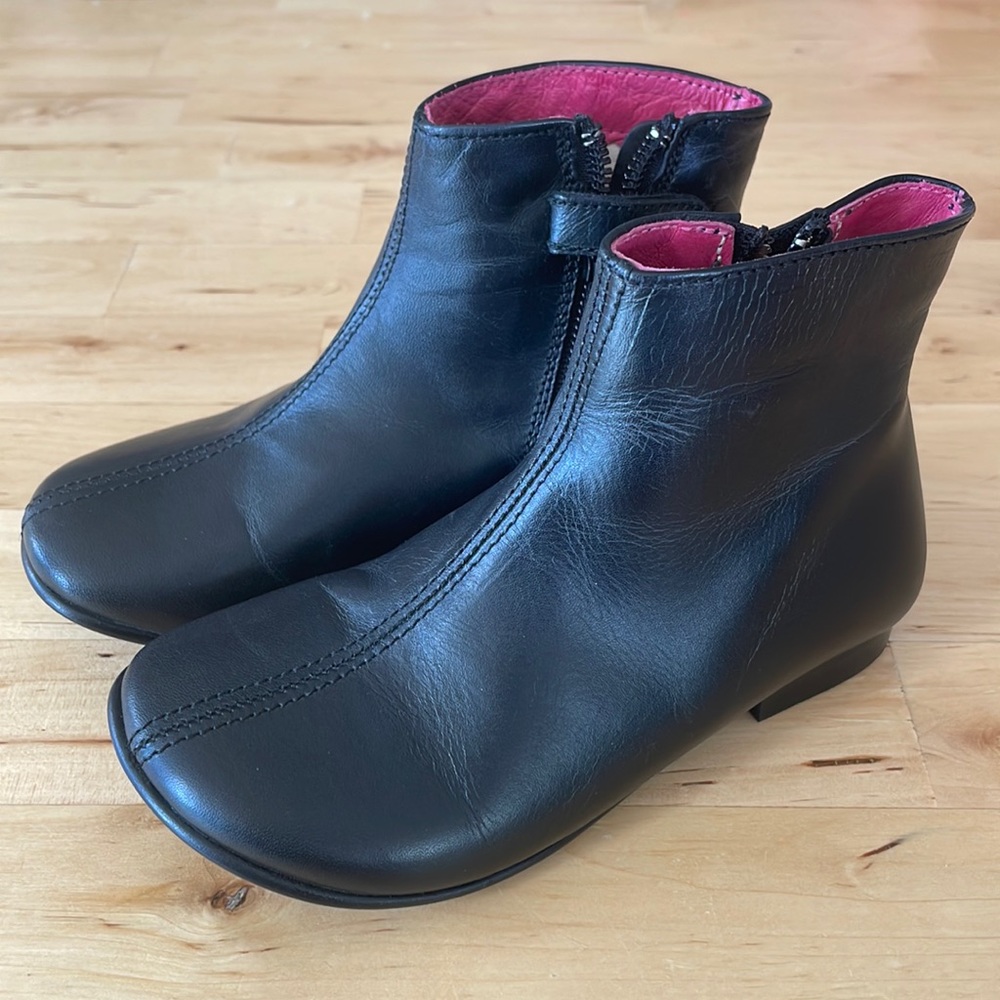 RARE!!! JACADI LEATHER BOOTS